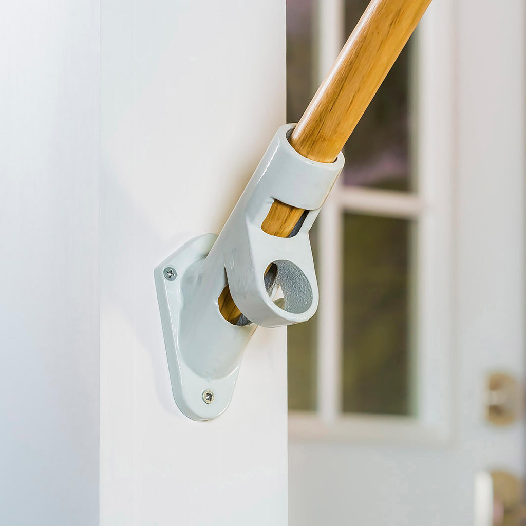 2-Position Cast Iron House Flag Bracket, White